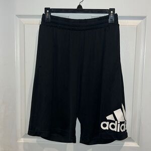 Men’s black spell out Adidas basketball athletic shorts size Large